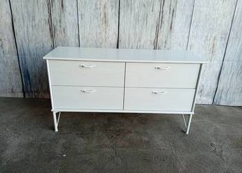 komoda biała   /  350