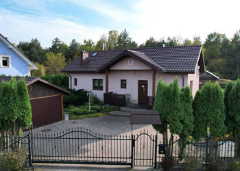 Oferta sprzedaży domu wolnostojącego Podlesie 106m2