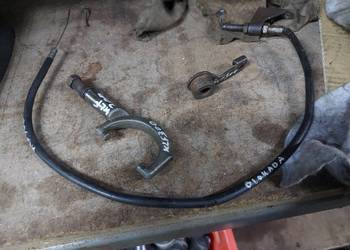 Kawasaki klf 300 wajcha dźwignia blokady łapka mostu klf300