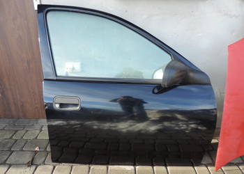 DRZWI PRAWY PRZÓD OPEL CORSA B 5D Z200
