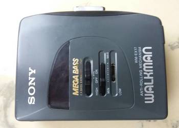 Sony Walkman WM EX-17 Cassette Player
