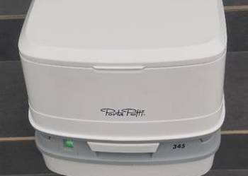 Toaleta chemiczna Thetford Porta Potti Qube 365.