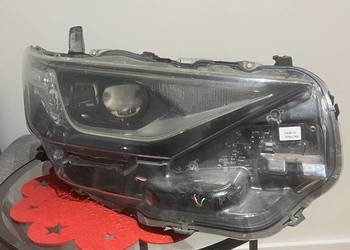 Prawa przednia lampa FULL LED do Toyota Auris Hybrid 2015.