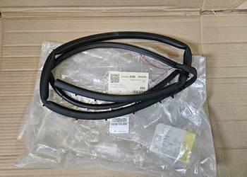 RENAULT CLIO V 5 USZCZELKA DRZWI LEWY TYŁ LEWA 828317249R