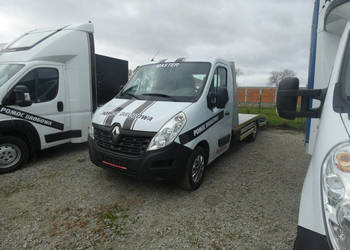 Renault Master najazd auto pomoc pomoc drogowa auto laweta