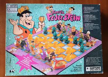 Kolekcjonerski zestaw szachowy z postaciami z bajki Flintstonowie.