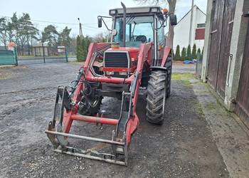 Massey Ferguson 3050 z turem.