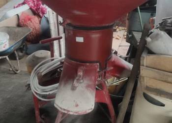 Rozdrabniacz Bąk  śrutak  z silnikiem 5.5kw