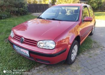 Golf IV 2001r  1,4 benzyna polski salon