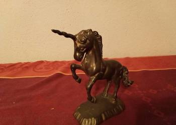 Mała figurka  jednorożec mosiężna