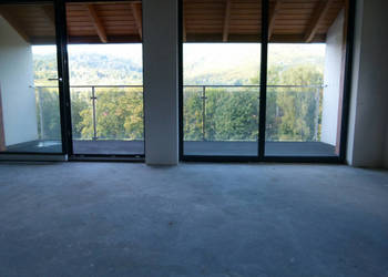 Sprzedam segment w zabudowie szeregowej plus dodatkowo działka 1000m.