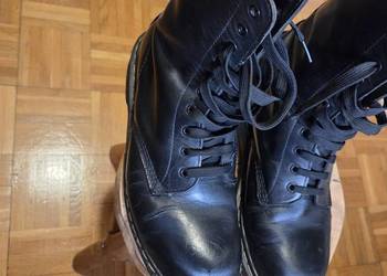 Dr.Martens