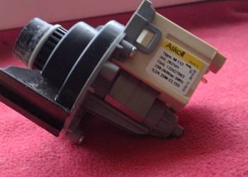 Pompa.  Opróżniająca pralki Electrolux Mod EWT 1366 HWT