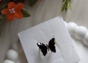 Piękny elegancki pierścionek czarny motyl - regulowany