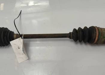 PÓŁOŚ LEWA PRZÓD TOYOTA YARIS I PÓŁOŚ LEWA PRZÓD TOYOTA YARIS I