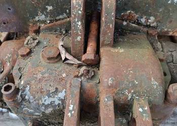 Zetor k25 pokrywa podnosnika ,podnosnik