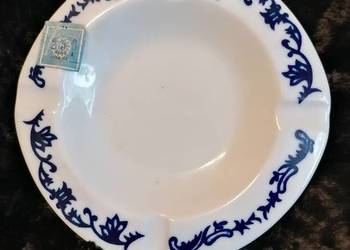 Popielniczka porcelanowa. Bogucice, PRL. Fabryczna metka! Popielniczka porcelanowa. Bogucice, PRL. Fabryczna metka!
