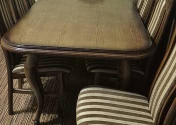 Stół drewniany  z krzeslami