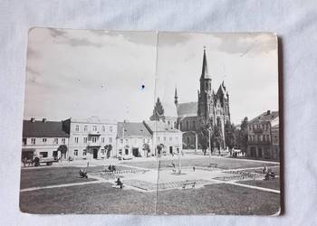 Pocztówka: Turek, Plac Wojska Polskiego, kościół parafalny. RUCH, 1964 r. Pocztówka: Turek, Plac Wojska Polskiego, kościół parafalny. RUCH, 1964 r.