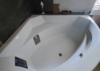 Wanna narożna rzadko spotykana 140x140 Polysan Rosana