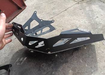 Suzuki DL 650 osłona silnika sw-motech