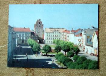 PLAC ZJEDNOCZENIA W BARTOSZYCACH I GOTYCKA BRAMA LIDZBARSKA