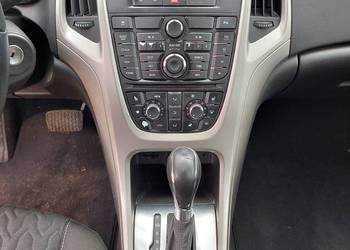 Panel Radia Navi 600 i Panel Klimatyzacji Opel Astra J