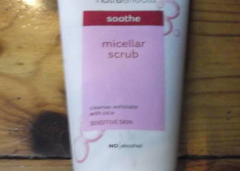 Peeling micelarny do twarzy Avon