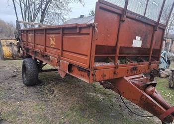 Rozrzutnik obornika jednoosiowy rosyjski