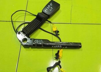 MERCEDES R W251 07r napinacz zapinka pasa lewa przod A2518600369