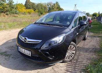Opel Zafira C 2021