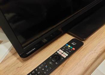 Tv Toschiba + pilot