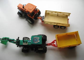 traktor z przyczepą