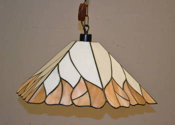 Żyrandol w stylu Tiffany nr 685 Żyrandol w stylu Tiffany nr 685