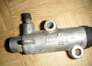 Cylinder sprzęgła wysprzęglik NOWY Fiat 125p, FSO Cylinder sprzęgła wysprzęglik NOWY Fiat 125p, FSO