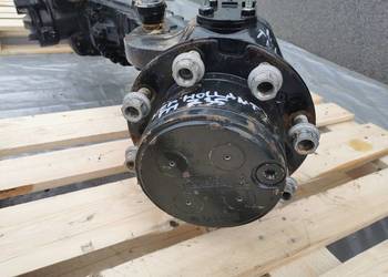 Zwolnica New Holland LM 735 {Carraro}