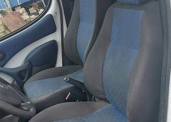 Fotele przód lewy prawy Fiat Doblo 2006 r