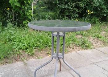Stolik ogrodowy okrągły o średnicy 60cm,wysokość 70cm.