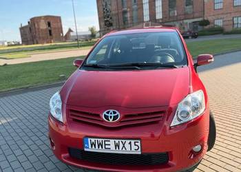 Toyota Auris 1.6 benzyna