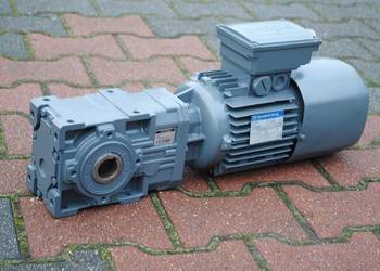 Motoreduktor kątowy 1.1kw. 100obr./min.. Bonfiglioli