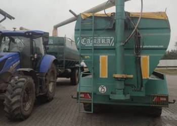 Przyczepa przeładunkowa 16t do transportu i podania paszy na silos