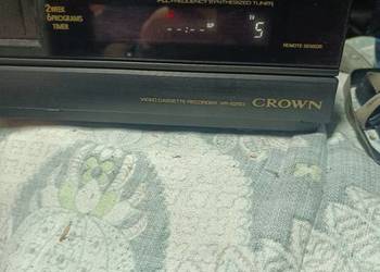 Magnetowid VHS Crown