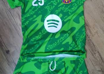 Szczęsny zestaw spodenki 152 i t-shirt 146 FC Barcelona