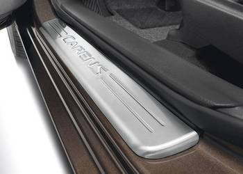 KIA Carens ozdobne nakładki progowe aluminiowe A4450ADE00