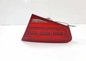 LAMPA W KLAPE PRAWA AUDI A8 D4 4H0945094