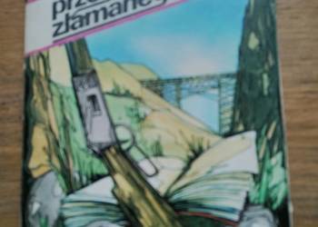 Przełęcz złamanego serca- Alistair MacLean