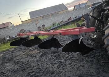 Pług zagonowy 4 skibowy Unia Grudziądz