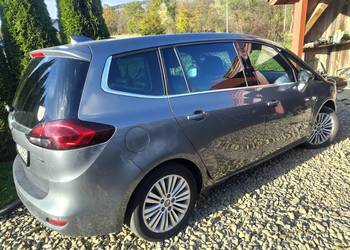Opel Zafira c  7 osobowe