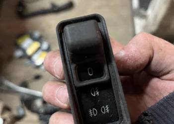 WŁĄCZNIK ŚWIATEŁ BMW 1384007 BMW