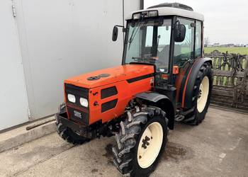 Ciągnik sadowniczy Same Frutetto 75 obrotowe siedzenie i kierownica